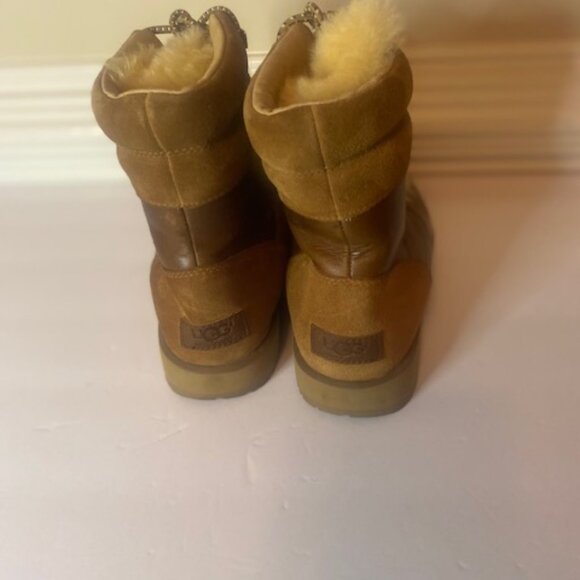 UGG VIKI Chestnut Waterproof Leather Sheepskin Women's Boots, SIZE 7.5 - Picture 5 of 8